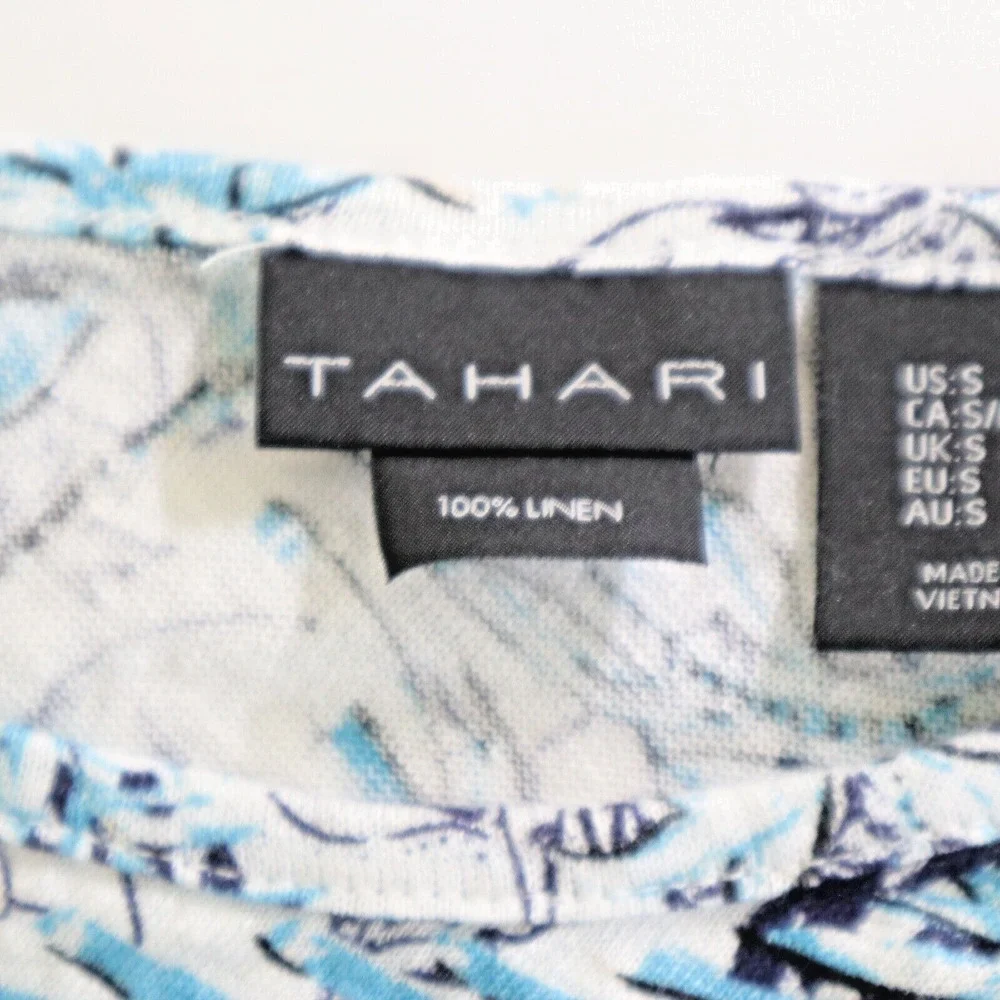 Tahari Size S Linen Slub Knit Tee Button Back Birds Flower Blue White